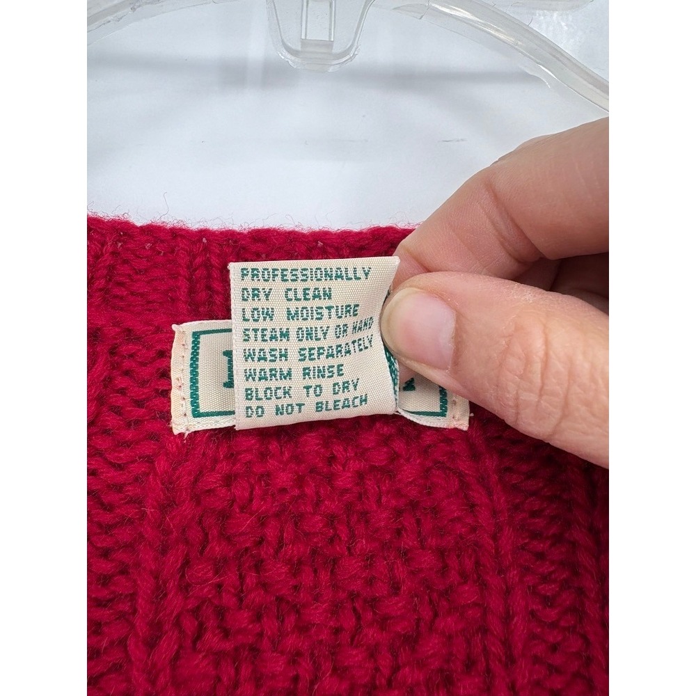 LL Bean Cardigan Women L Red Wool Cable Knit Button Front V-Neck Front Pockets - Picture 4 of 8